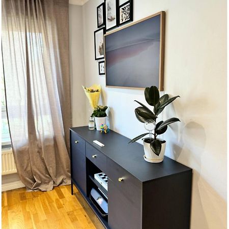 Two Bedroom Flat In The Heart Of Londres Extérieur photo