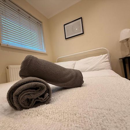 Two Bedroom Flat In The Heart Of Londres Extérieur photo