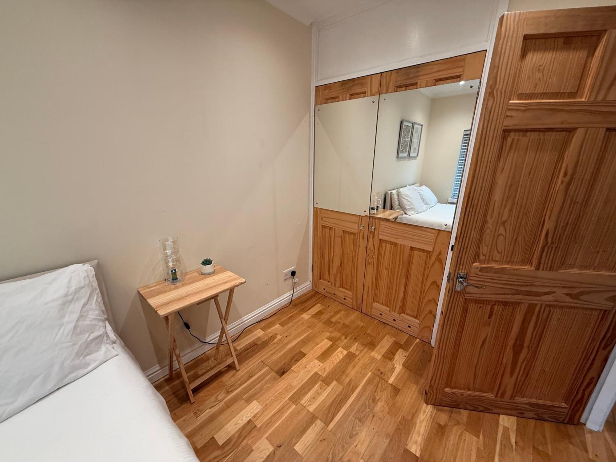 Two Bedroom Flat In The Heart Of Londres Extérieur photo